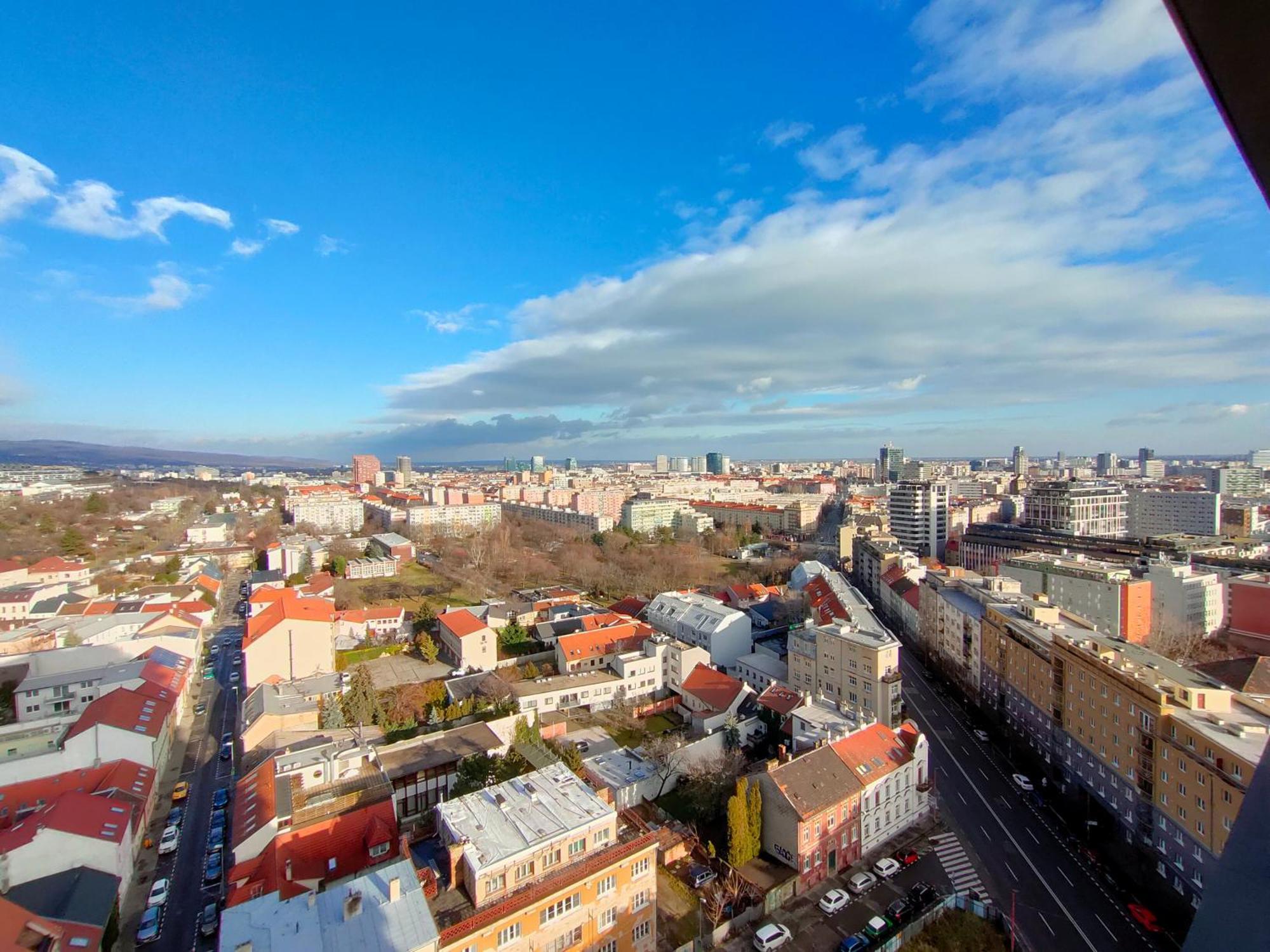 Sag 18th Floor Beautiful In Center Free Wifi Bratislava