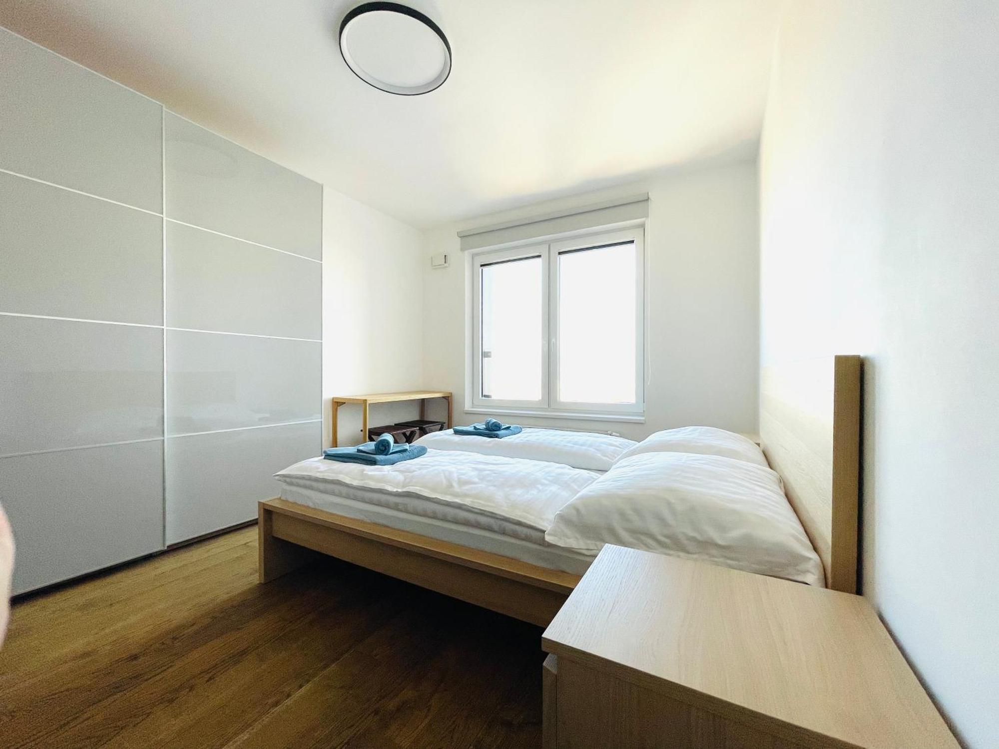 Sag 18th Floor Beautiful In Center Free Wifi Apartmán